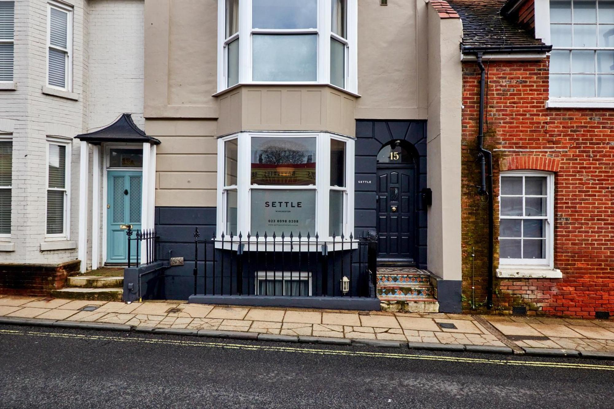 Settle In Winchester - Stylish Self Check-In Rooms Eksteriør billede