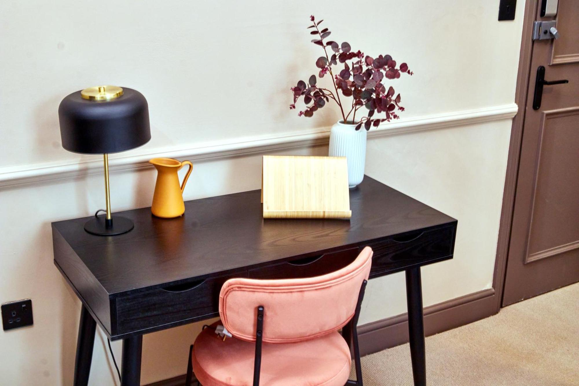 Settle In Winchester - Stylish Self Check-In Rooms Eksteriør billede