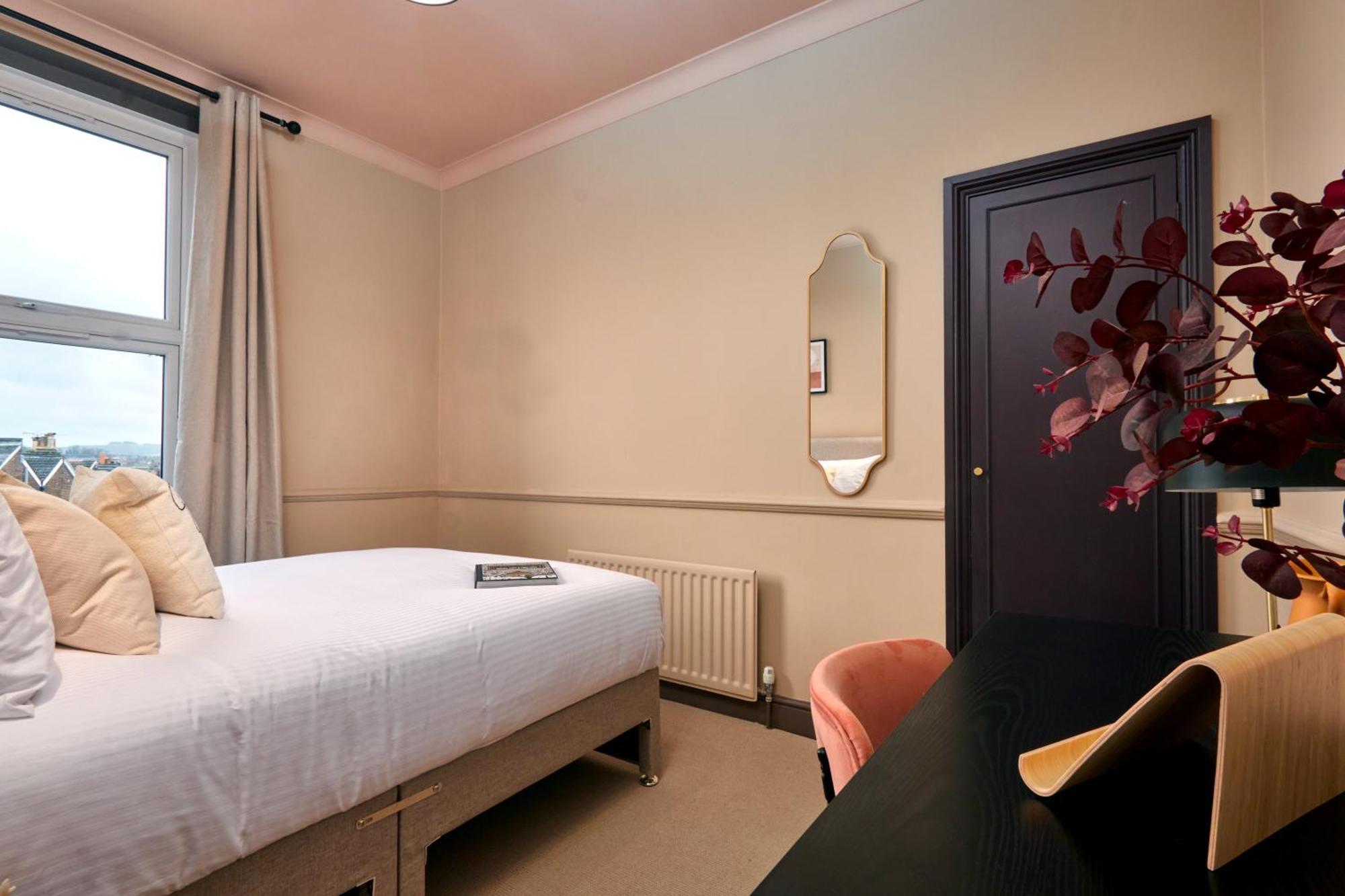 Settle In Winchester - Stylish Self Check-In Rooms Eksteriør billede