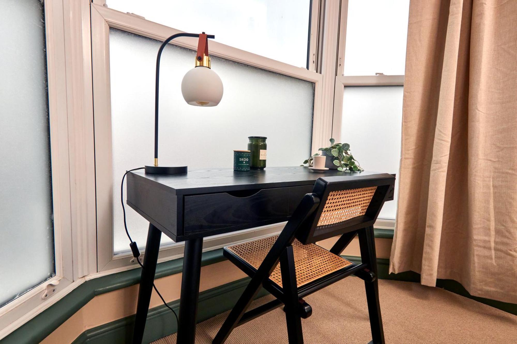 Settle In Winchester - Stylish Self Check-In Rooms Eksteriør billede