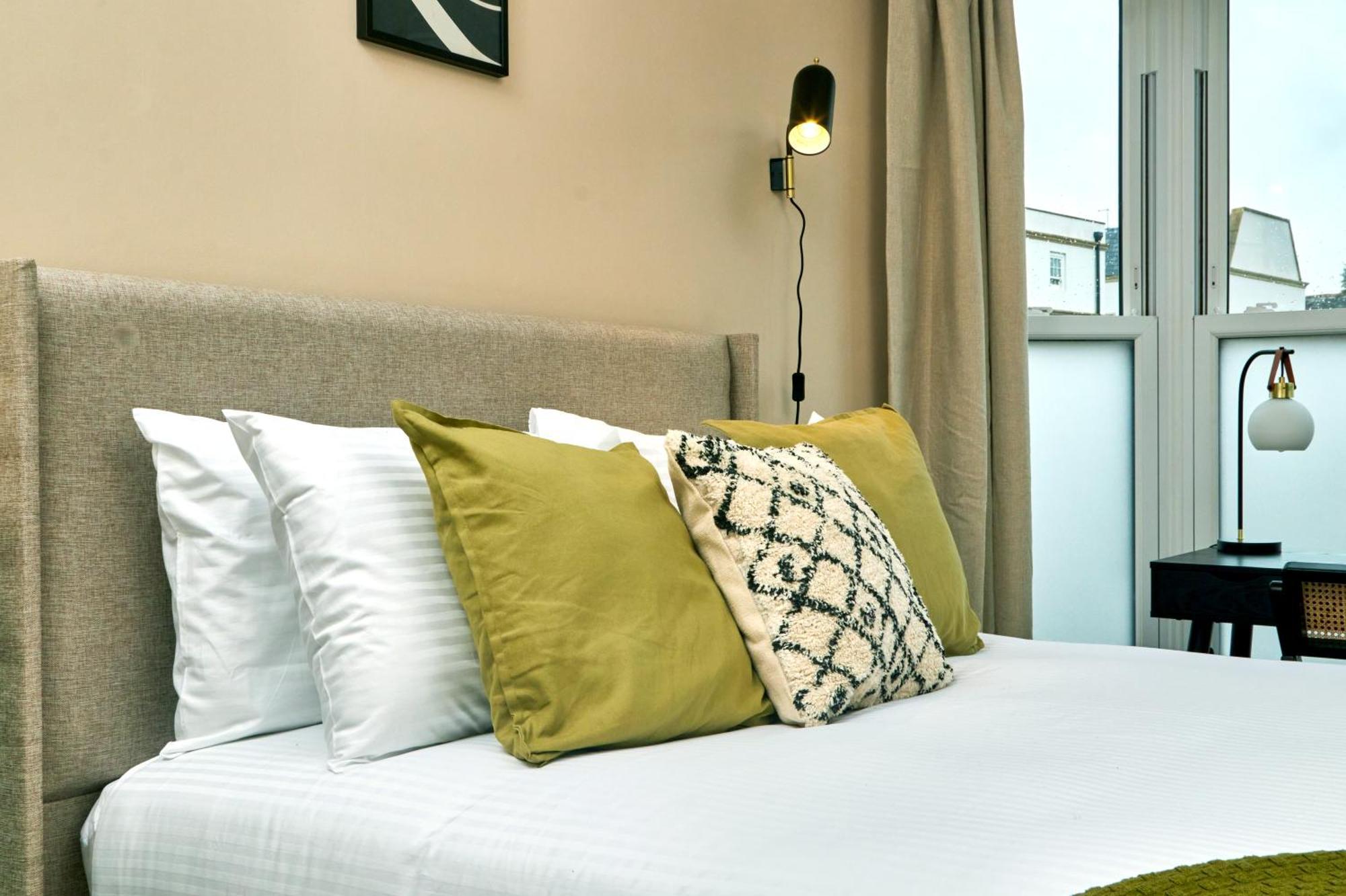 Settle In Winchester - Stylish Self Check-In Rooms Eksteriør billede