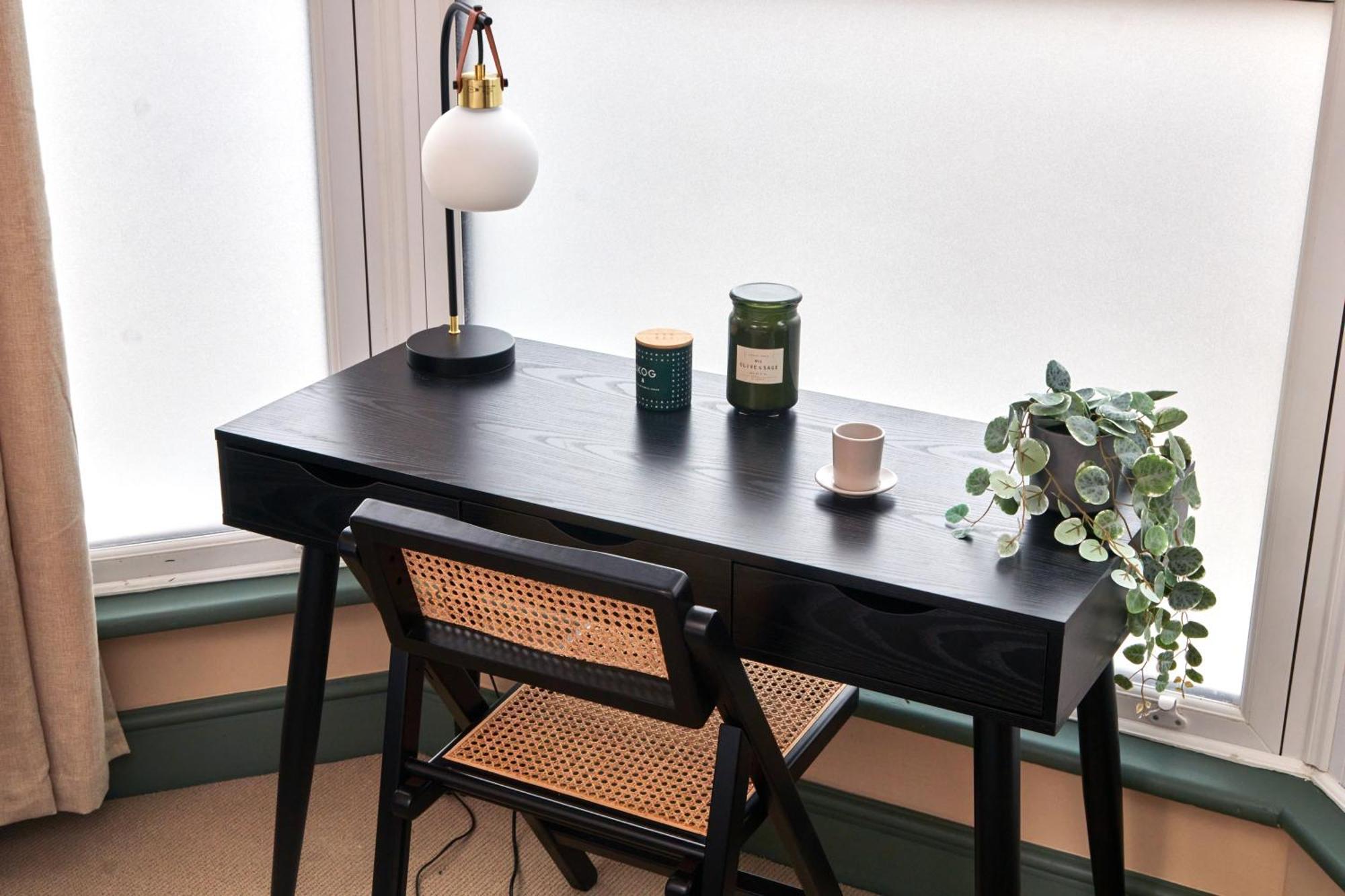 Settle In Winchester - Stylish Self Check-In Rooms Eksteriør billede