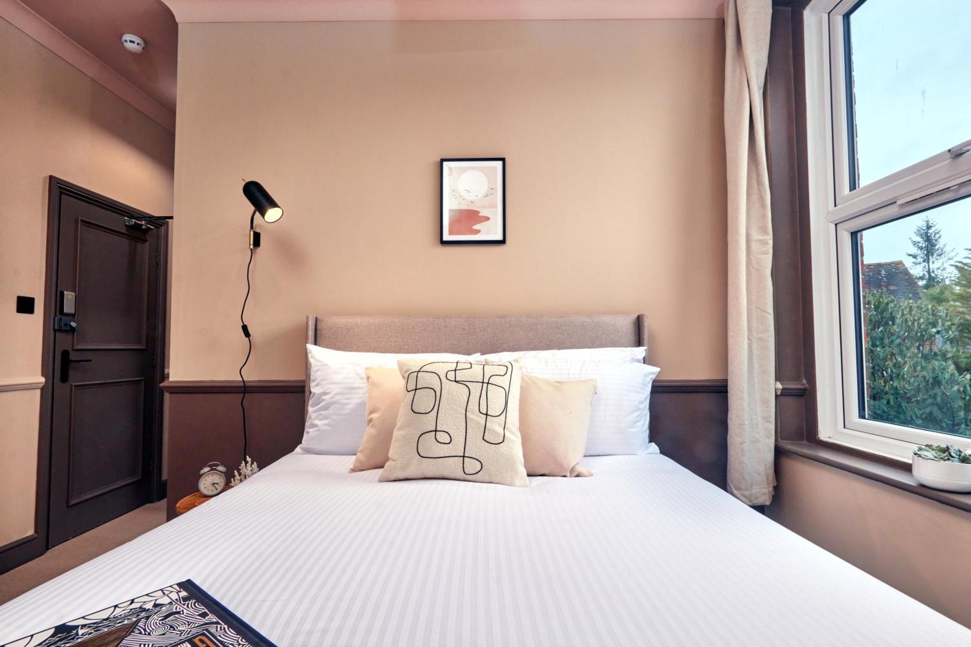 Settle In Winchester - Stylish Self Check-In Rooms Eksteriør billede